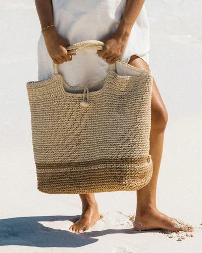 24E654570 - Beachin Surf