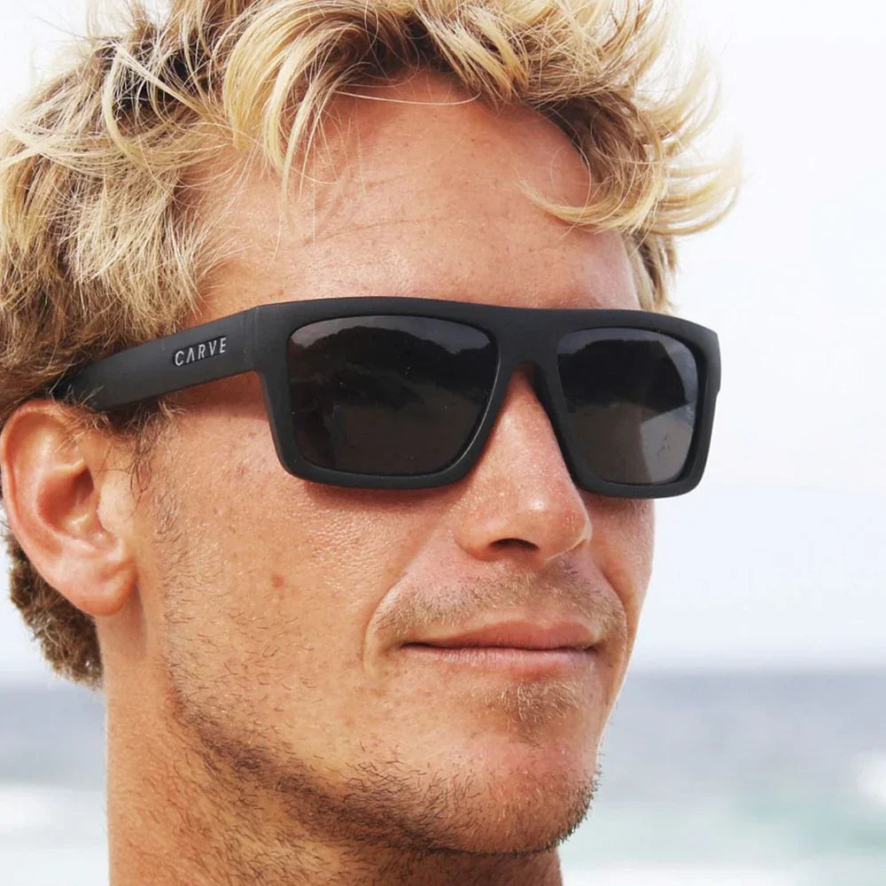 3022_Volley_Black_Grey_lifestyle - Beachin Surf