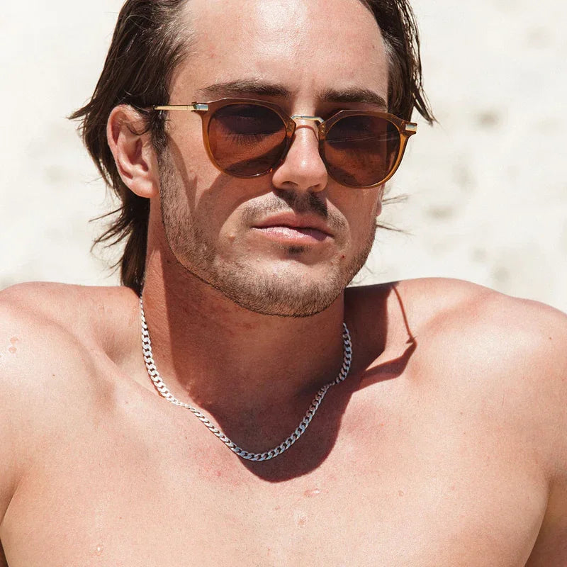 36082_Frankie_Tobacco_Gold_Lifestyle - Beachin Surf