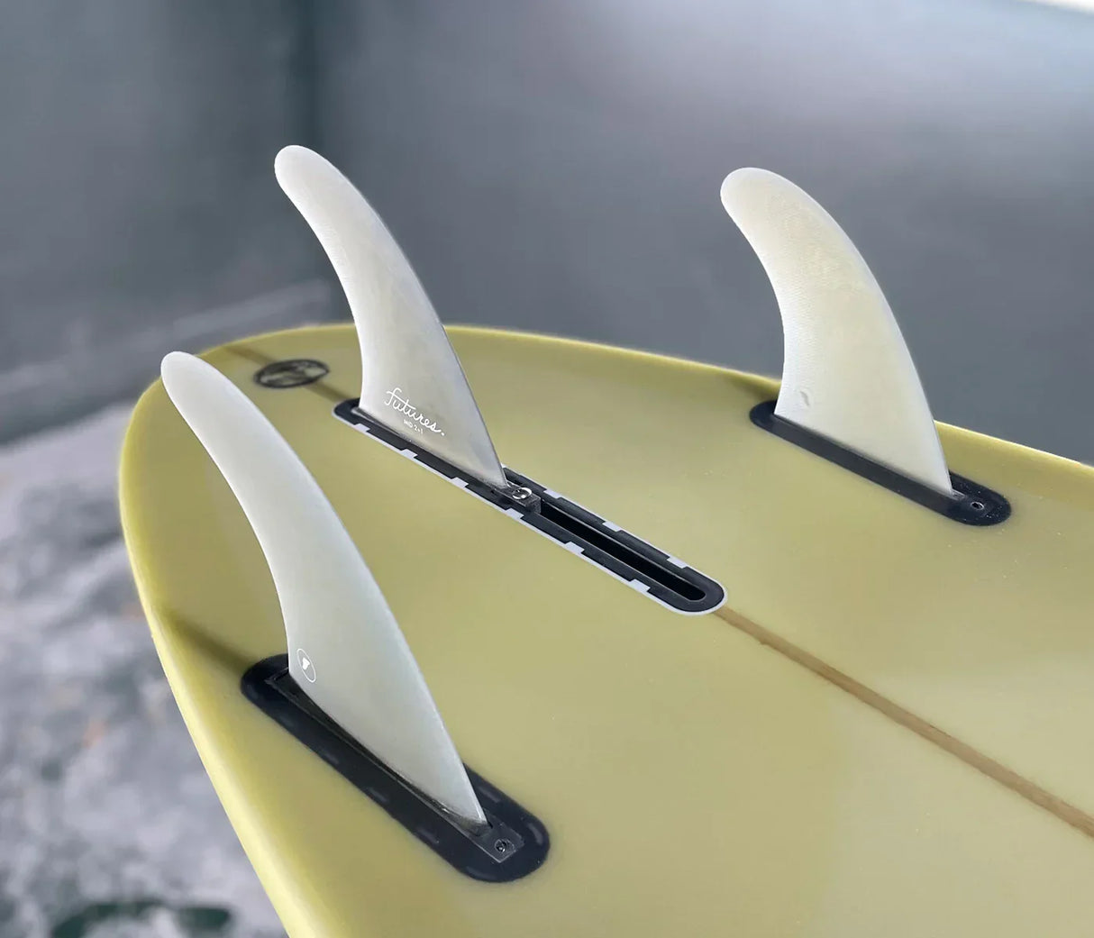 Futures_product_hero_image_mid_2_1_surfboard_fins-003_1800x1800_04fcadd5-df44-47e1-81ac-4d9daa377f06 - Beachin Surf