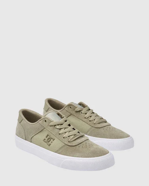 adys300763_dcshoes_de0_frt1 - Beachin Surf