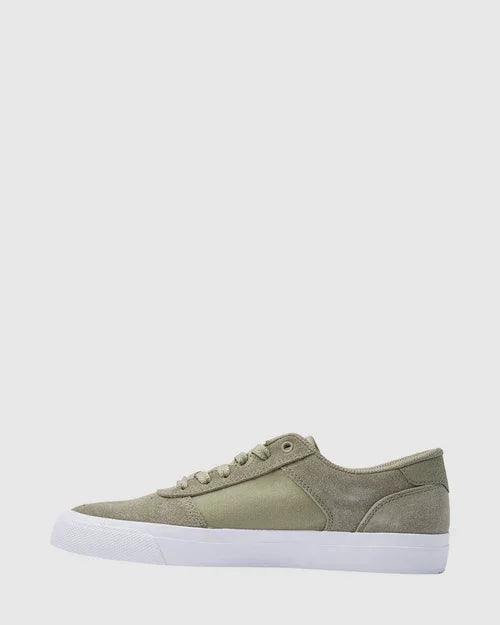 adys300763_dcshoes_de0_sd2 - Beachin Surf