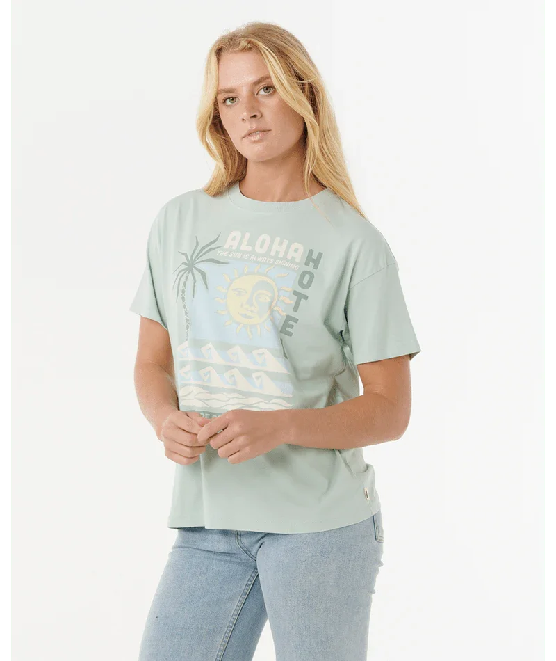 aloha-hotel-relaxed-fit-tee-beachin-surf-47547 - Beachin Surf