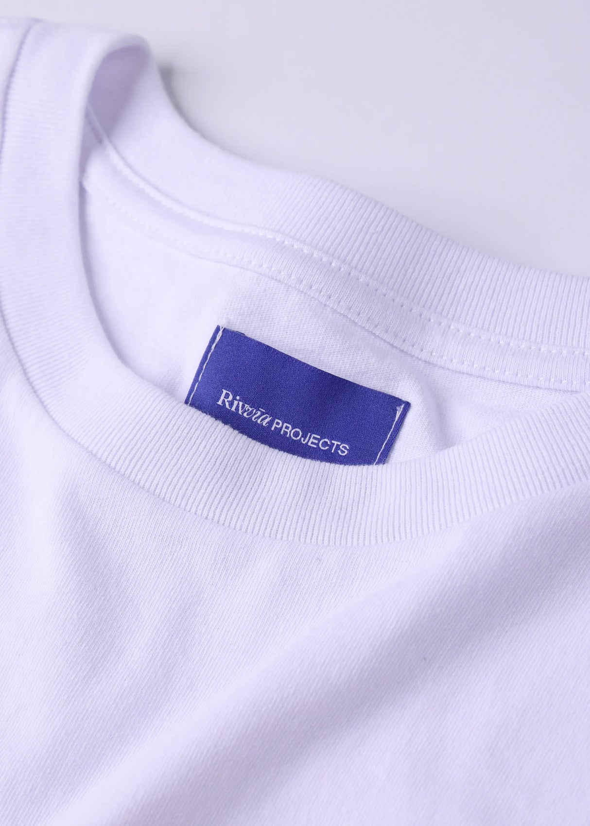 box-logo-t-shirt-wht-RTE-26315-WHT-4_1 - Beachin Surf