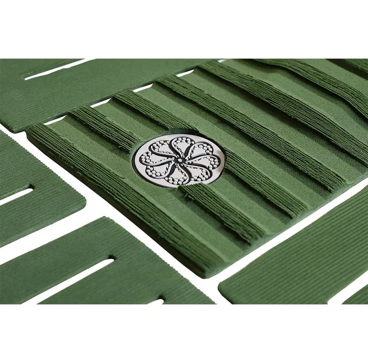 Chippa Wilson III - Beachin Surf