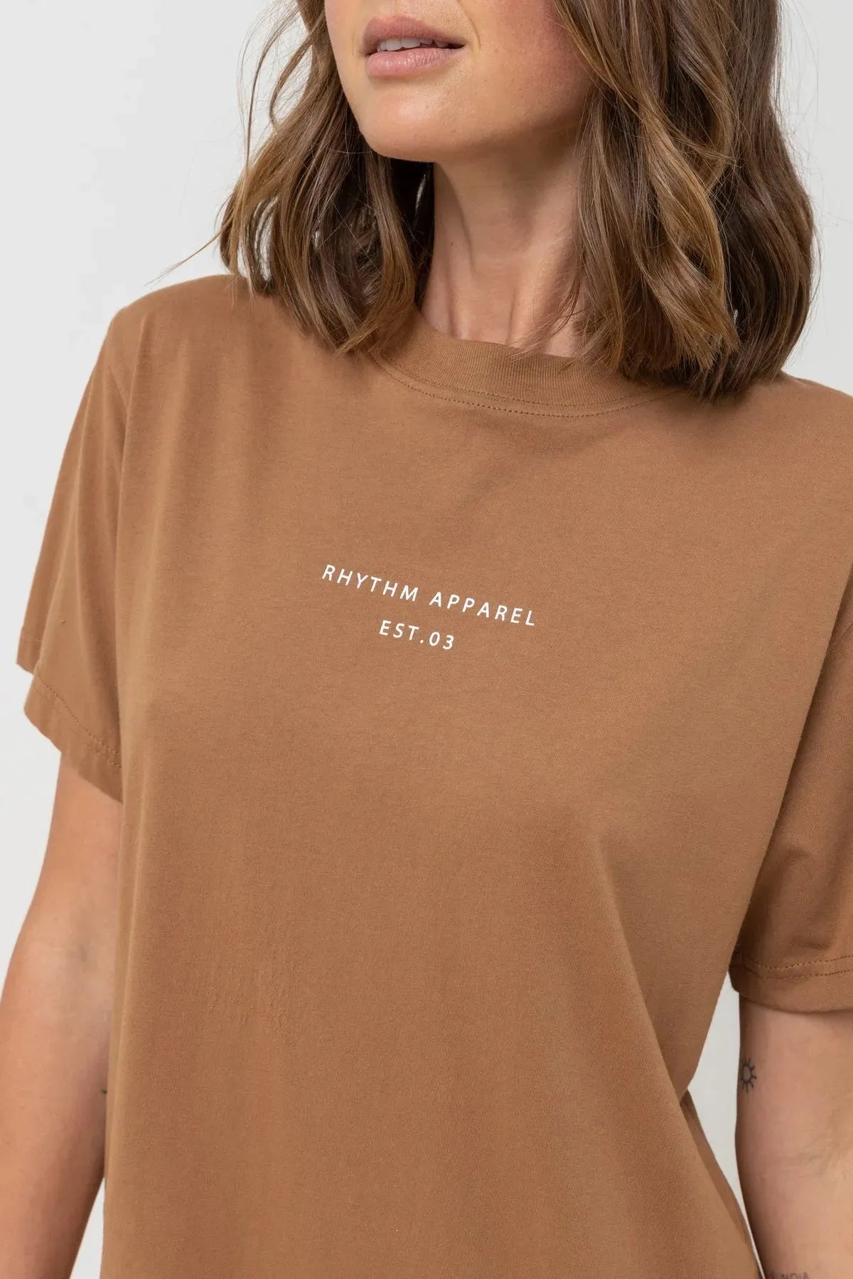 Classic Brand Tee Women - Beachin Surf