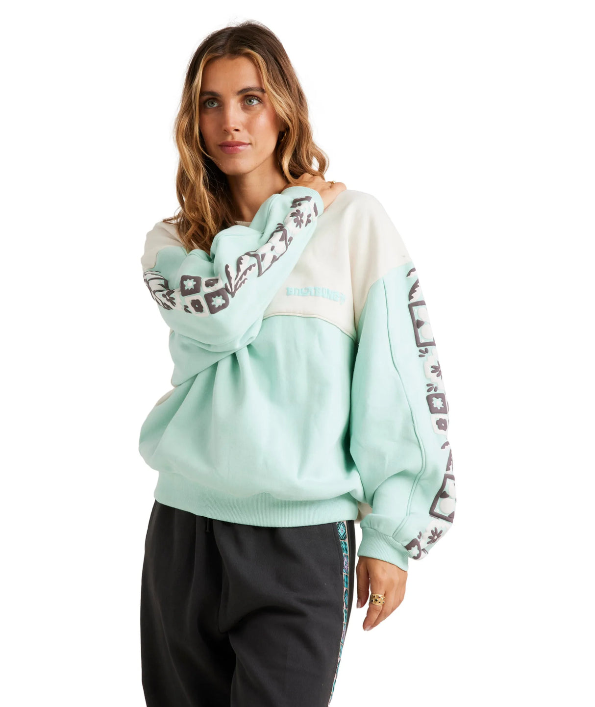 Cool Days Kendall Crew - Beachin Surf