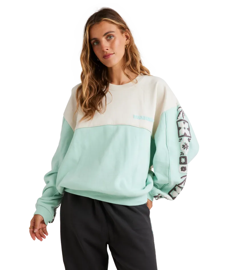 Cool Days Kendall Crew - Beachin Surf