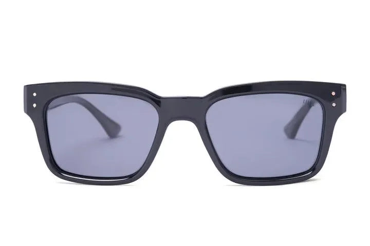 Dan - Polarised Black