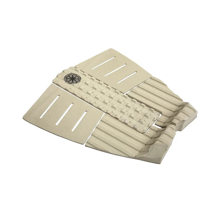 Dion Agius III - Beachin Surf