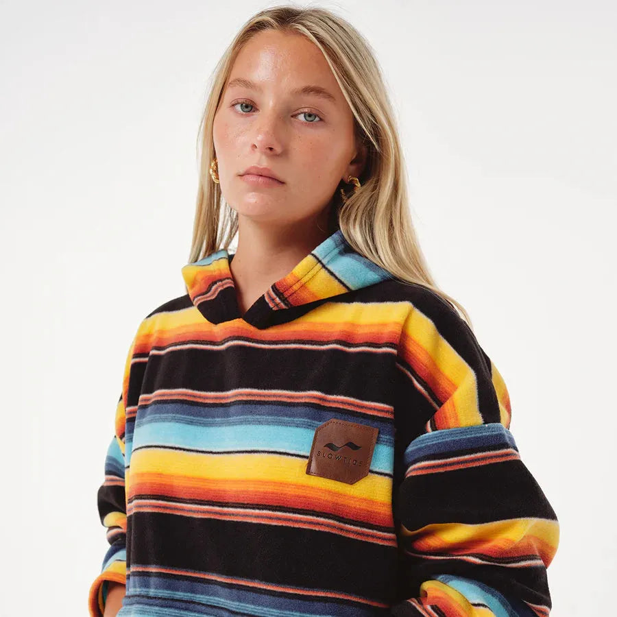El Cap Everyday Fleece Poncho - Beachin Surf