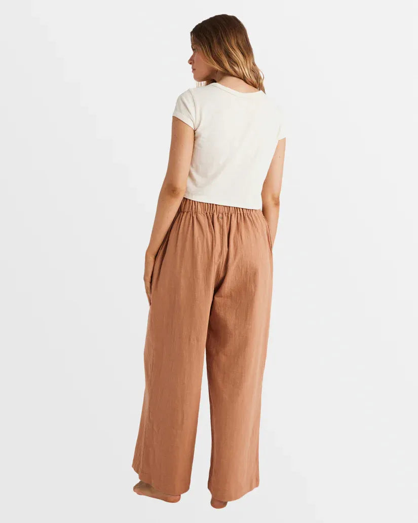 Follow Me 2 - Beachin Surf