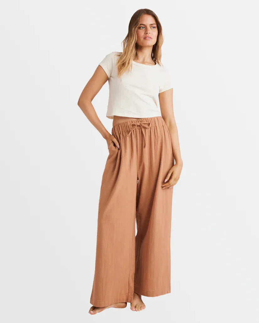 Follow Me 2 - Beachin Surf