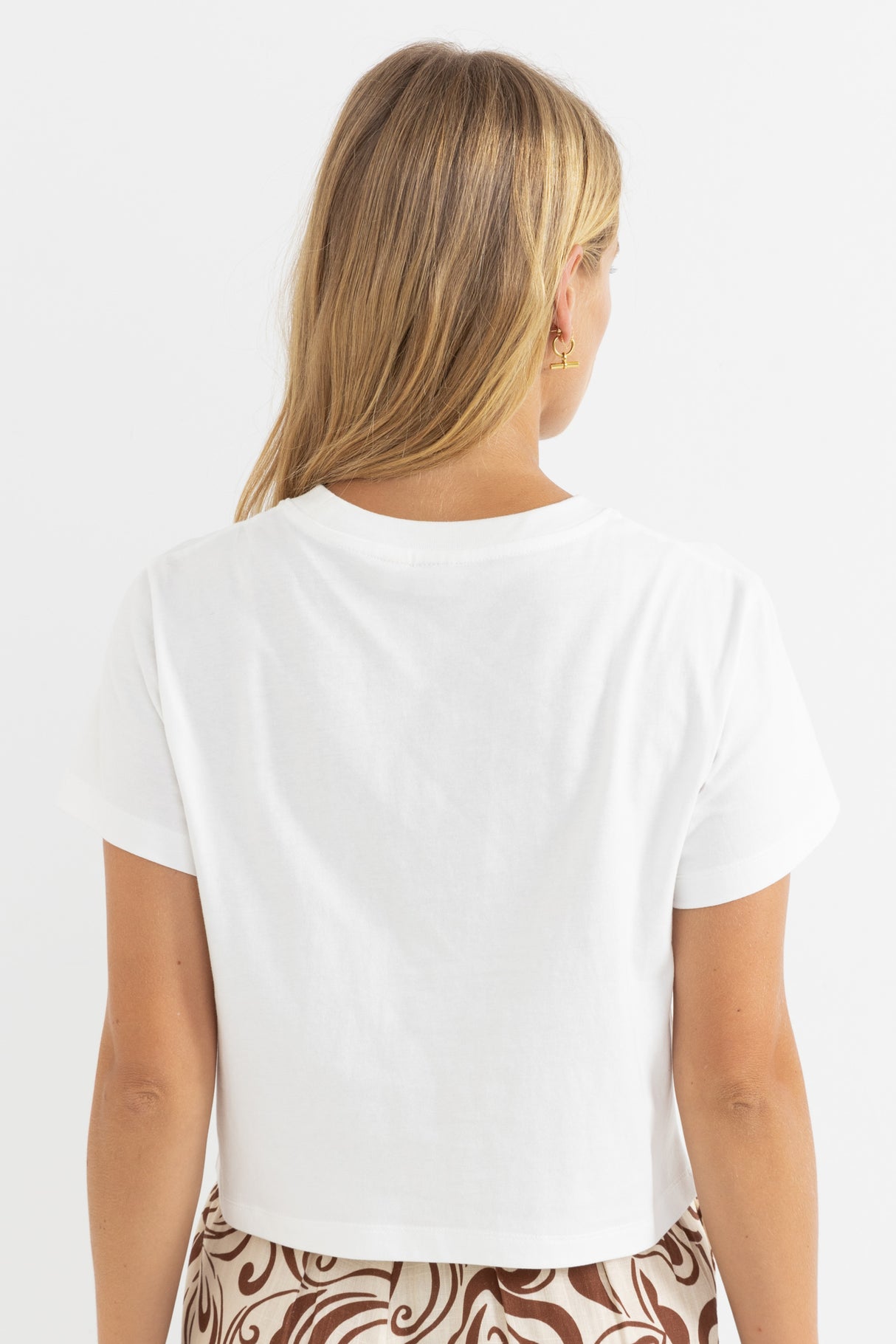 Hibiscus Floral Crop Crew Tee