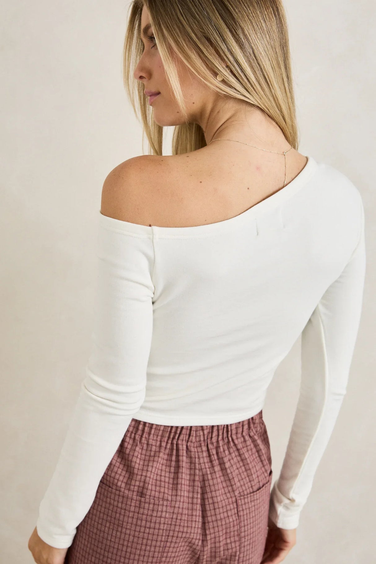 juno-long-sleeve-top-wht-CD25W-FT92-WHT-3_1 - Beachin Surf