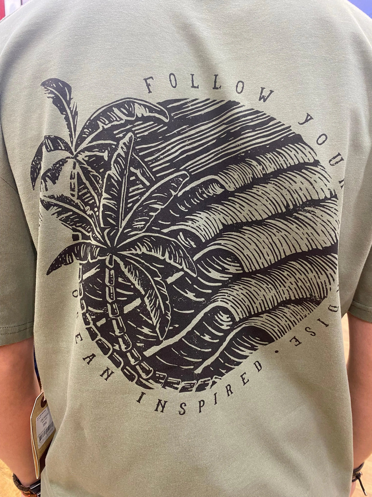 Lino Waves - Mens T - Beachin Surf