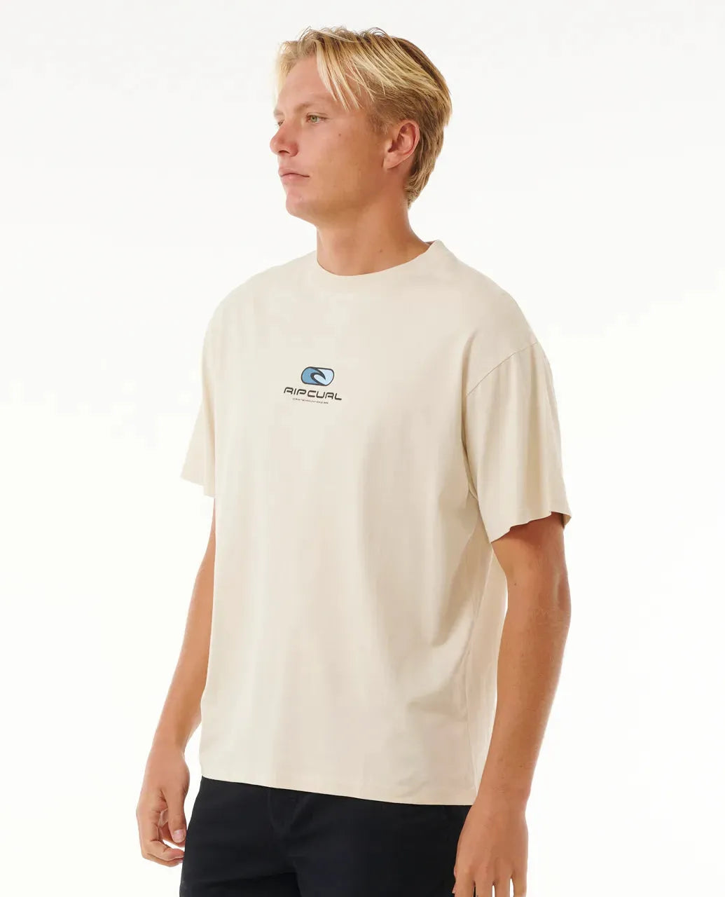 Pill Icon Tee - Beachin Surf