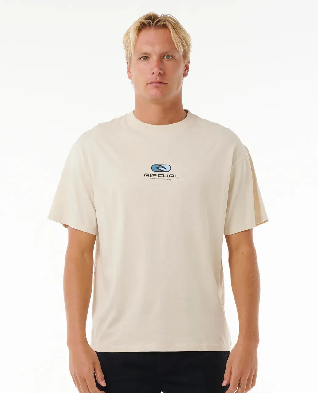 Pill Icon Tee - Beachin Surf