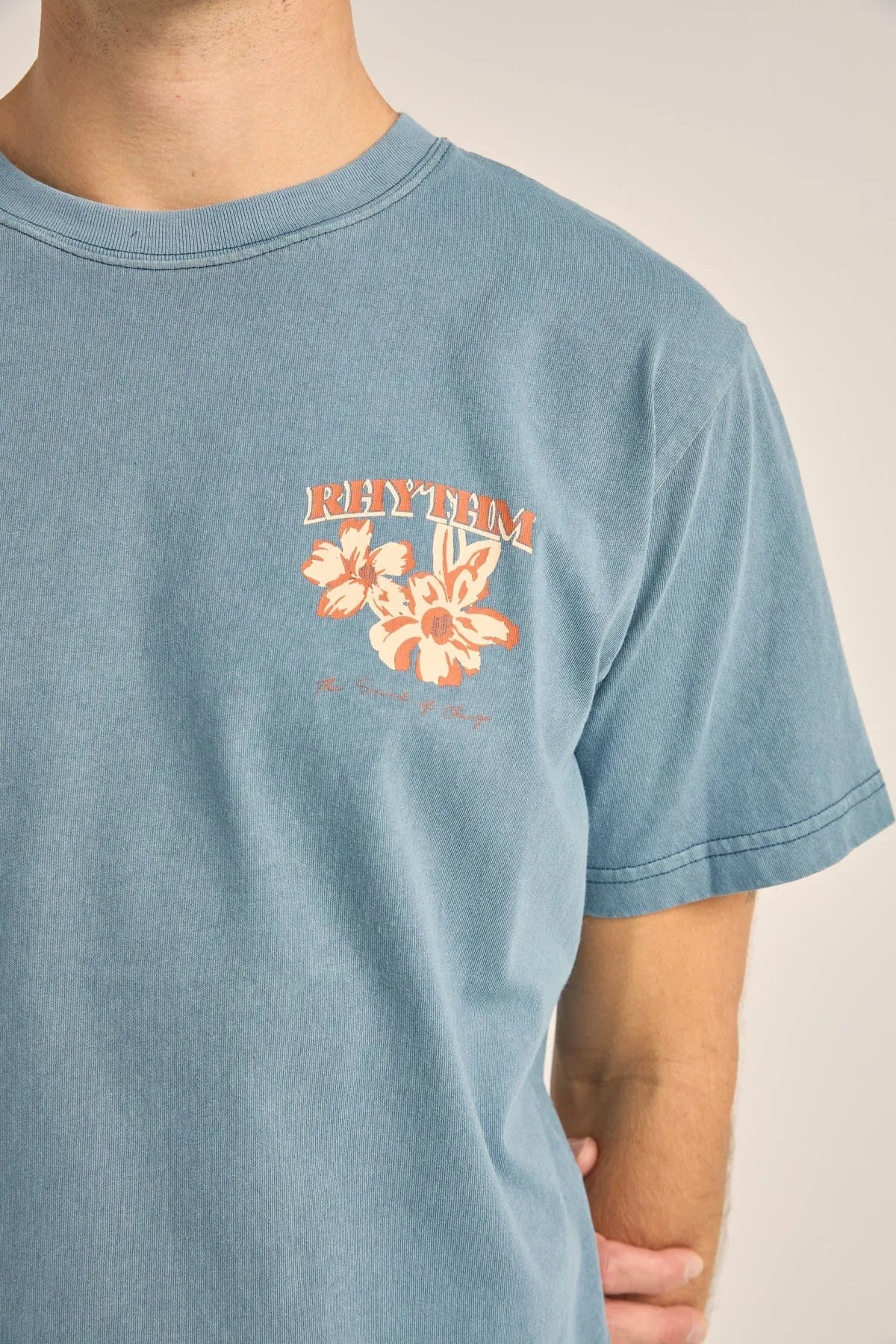 Postcard Ss Shirt - Beachin Surf