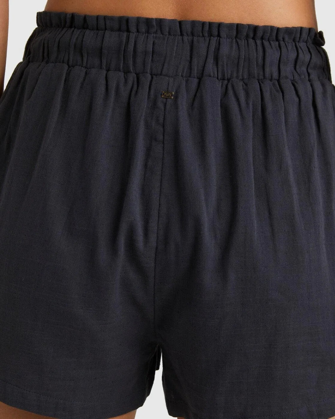 Remy Short - Beachin Surf