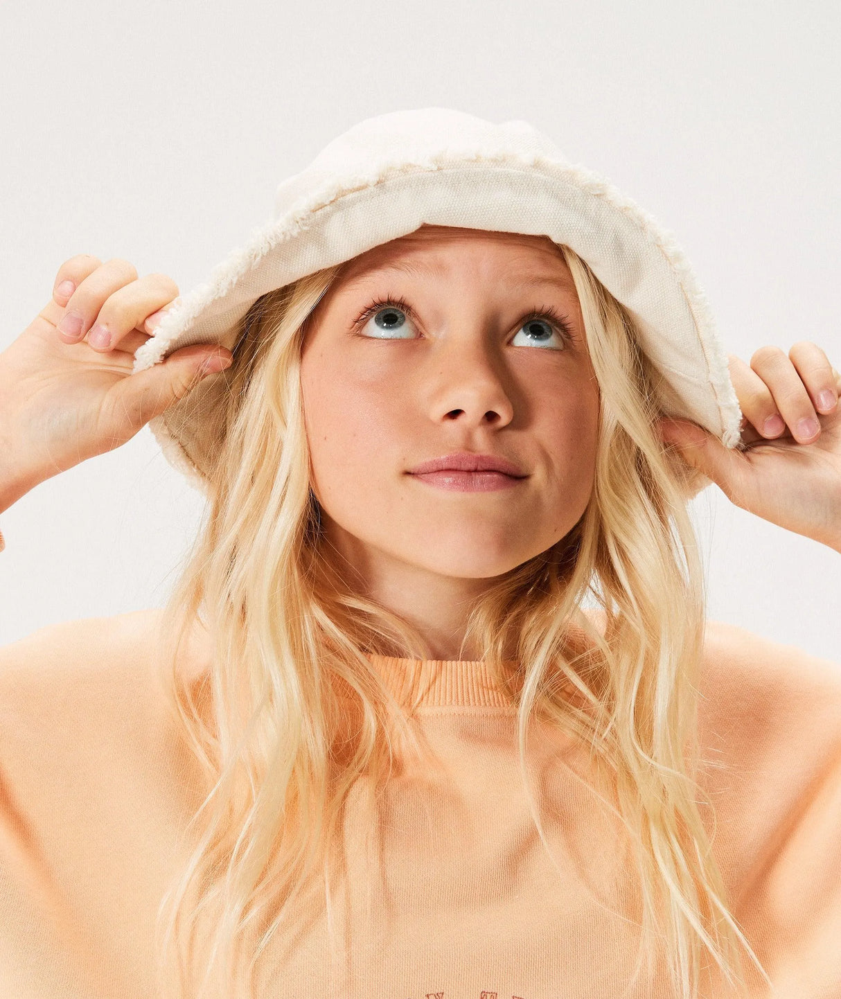 Rg Victim Of Love - Beachin Surf