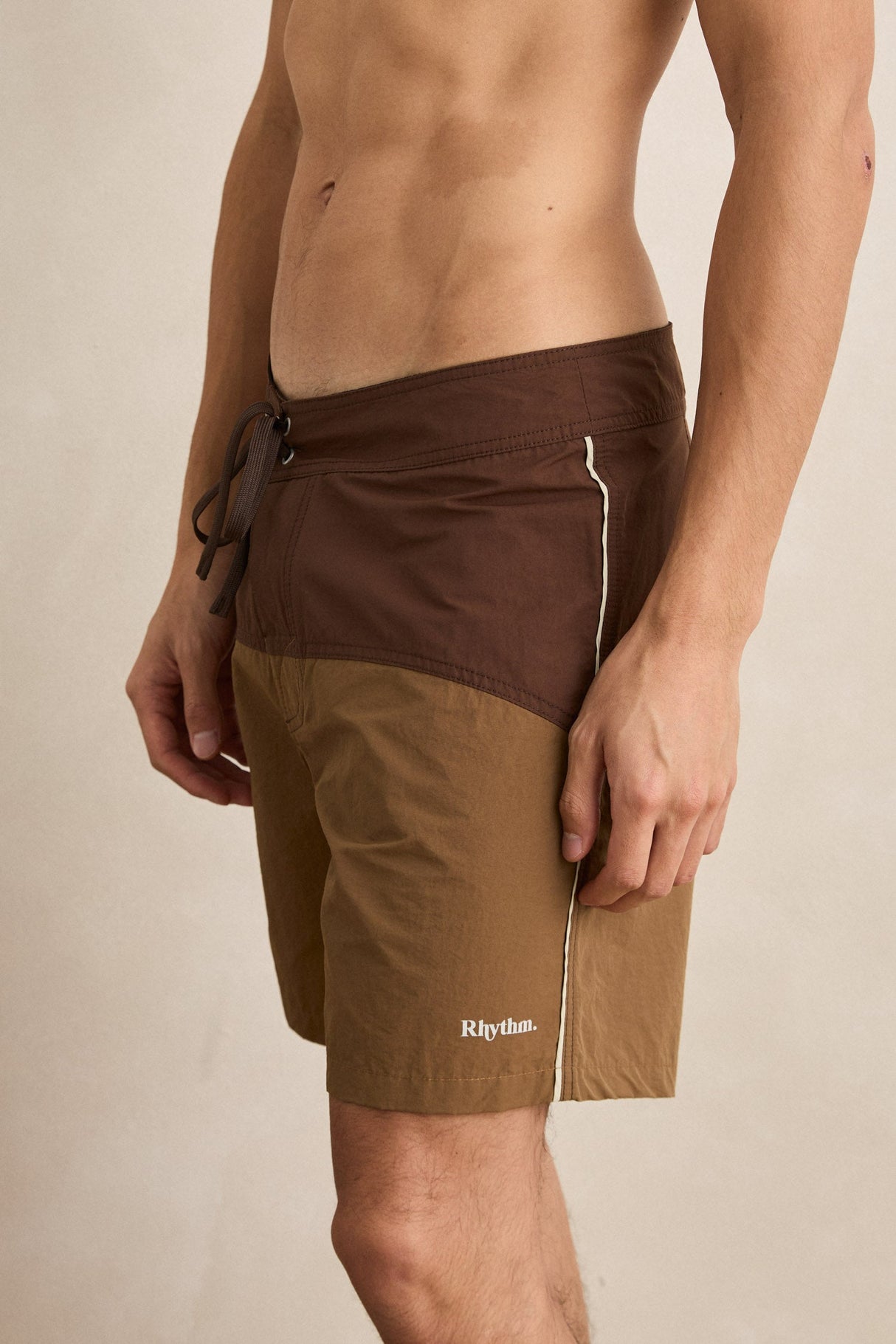 Saddle Trunk
