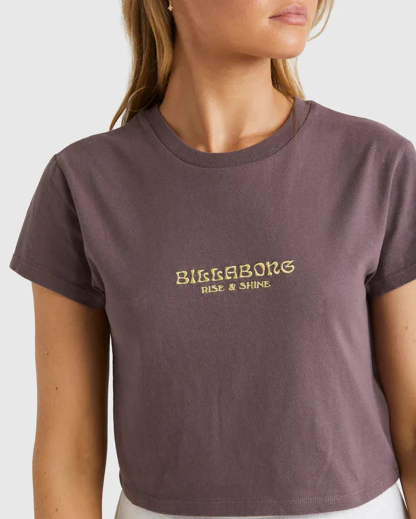 Summer Lover Tee - Beachin Surf