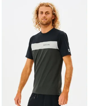 UNDERTOW UPF S/S TEE - Beachin Surf