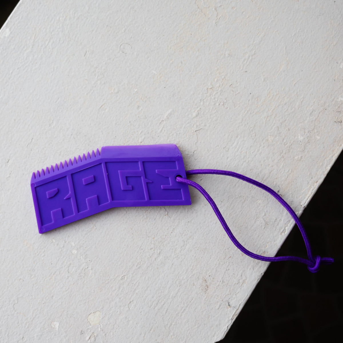 Rage Wax Comb