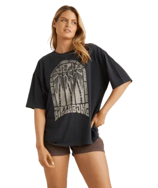 We Are Dreaming - Beachin Surf