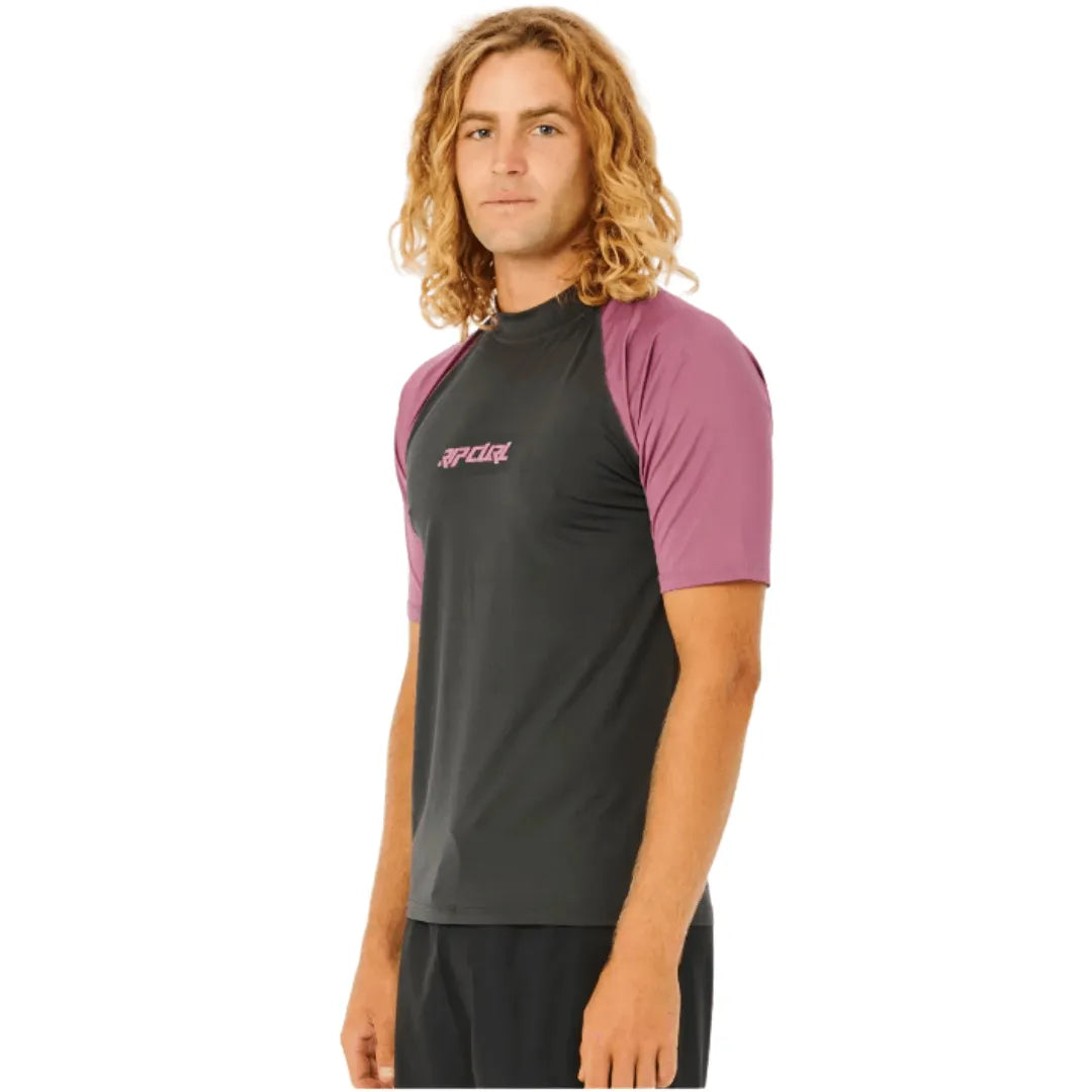 Archive Short Sleeve Rash Guard - Beachin Surf