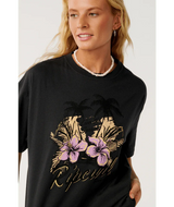 0Q7WTE_8264_Alternate_3 - Beachin Surf