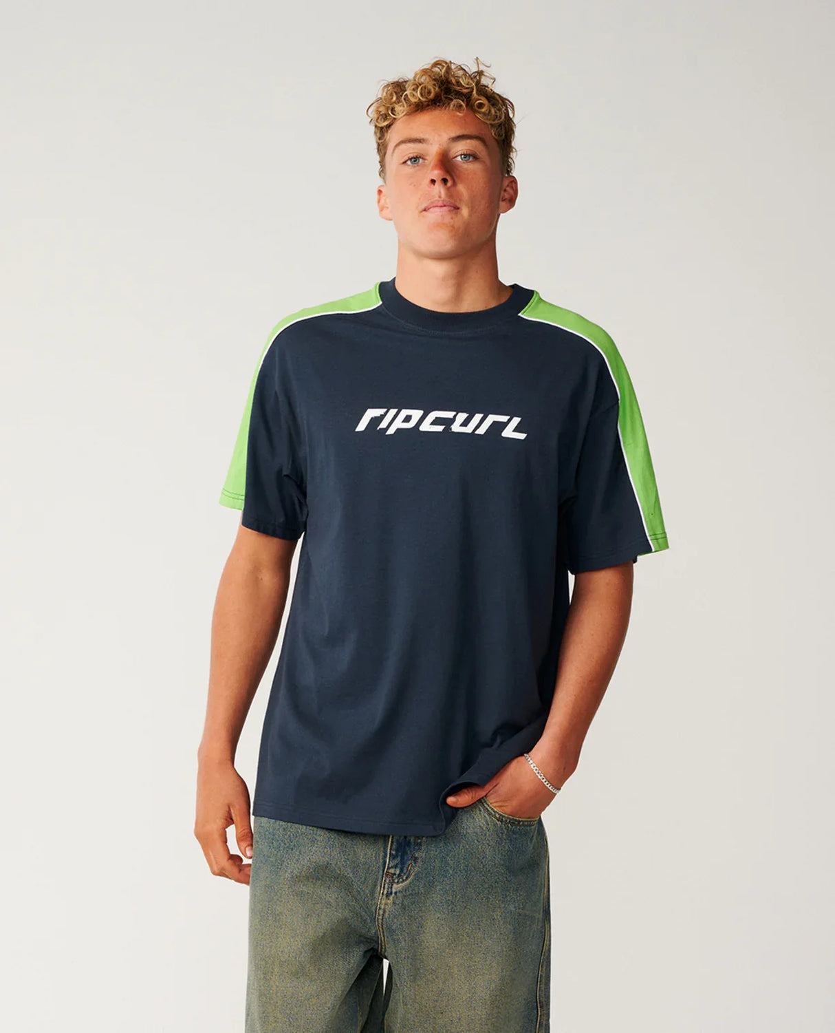 129MTE_0291_Primary_High_Res - Beachin Surf