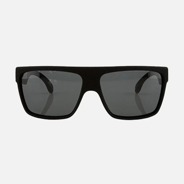 2461_Onyx_MattBlack_ecomimage_front_a14d29de-33d4-4d41-ad24-132996048c60 - Beachin Surf