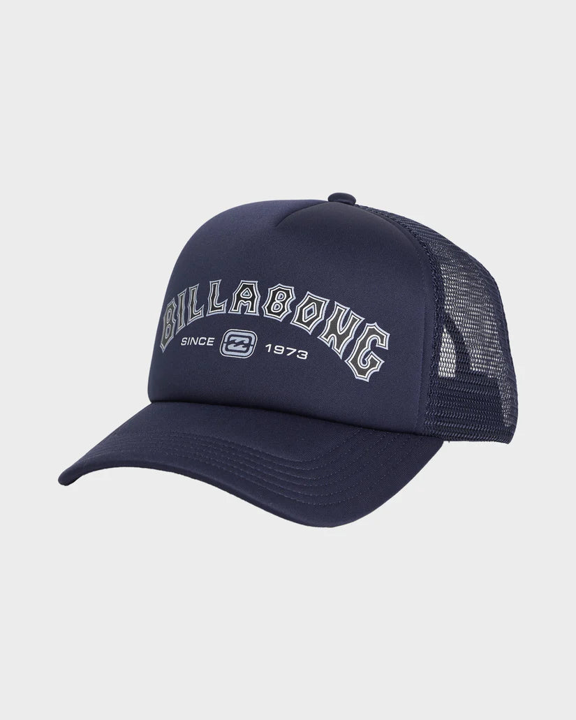 Bracket Arch trucker