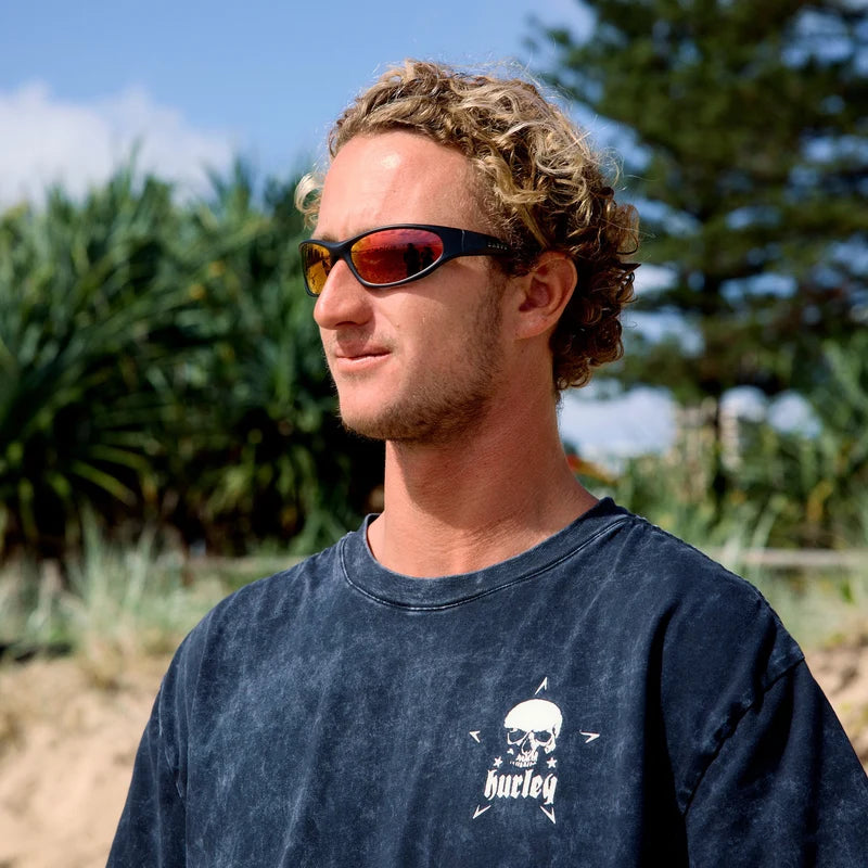 Vert - Matte Black Frame With Red Iridium Lens