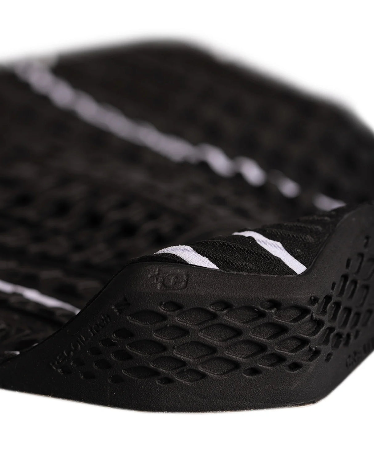 Proto 1.5 Pin Tail - Ethan Ewing