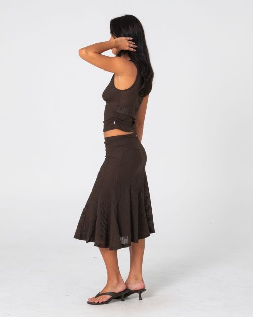 Roma Low V Lace Top