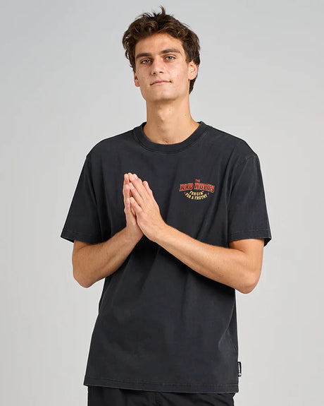 Fangin Tee