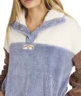 Vibes Back Pullover