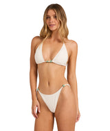 UBJX400648_SCS_Alternate_4 - Beachin Surf