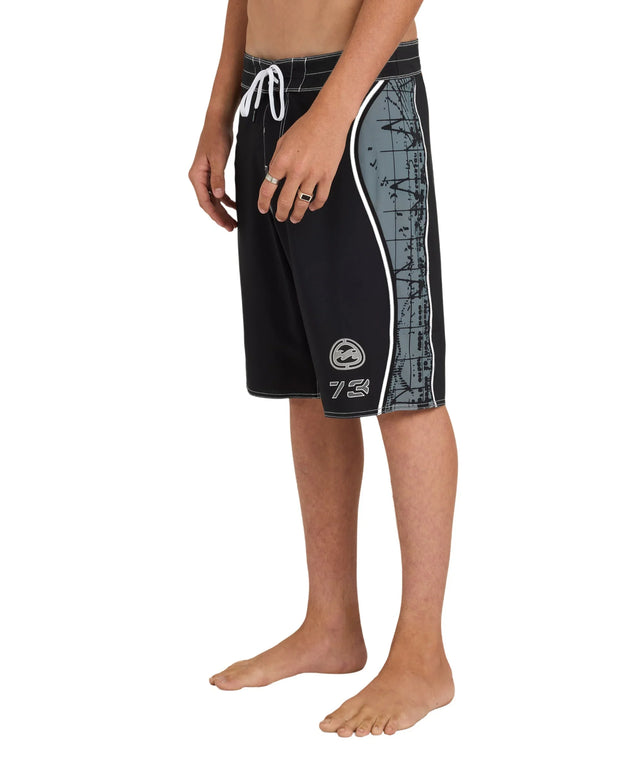 UBYBS00218_BLK_Alternate_6 - Beachin Surf