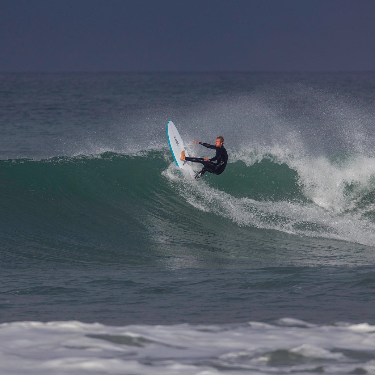 Blue Fin - Beachin Surf