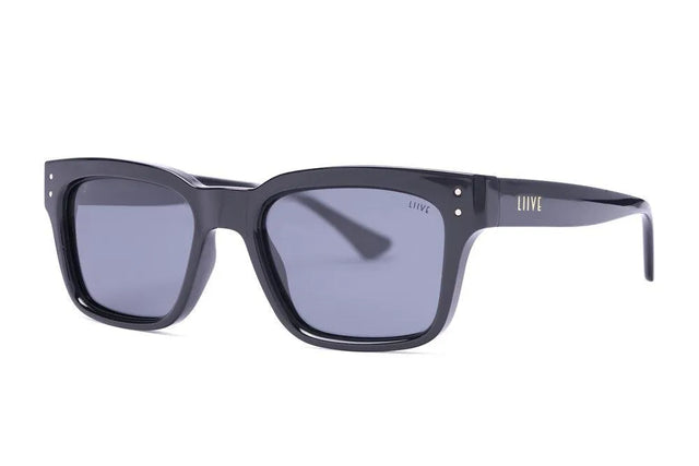 Dan - Polarised Black - Beachin Surf