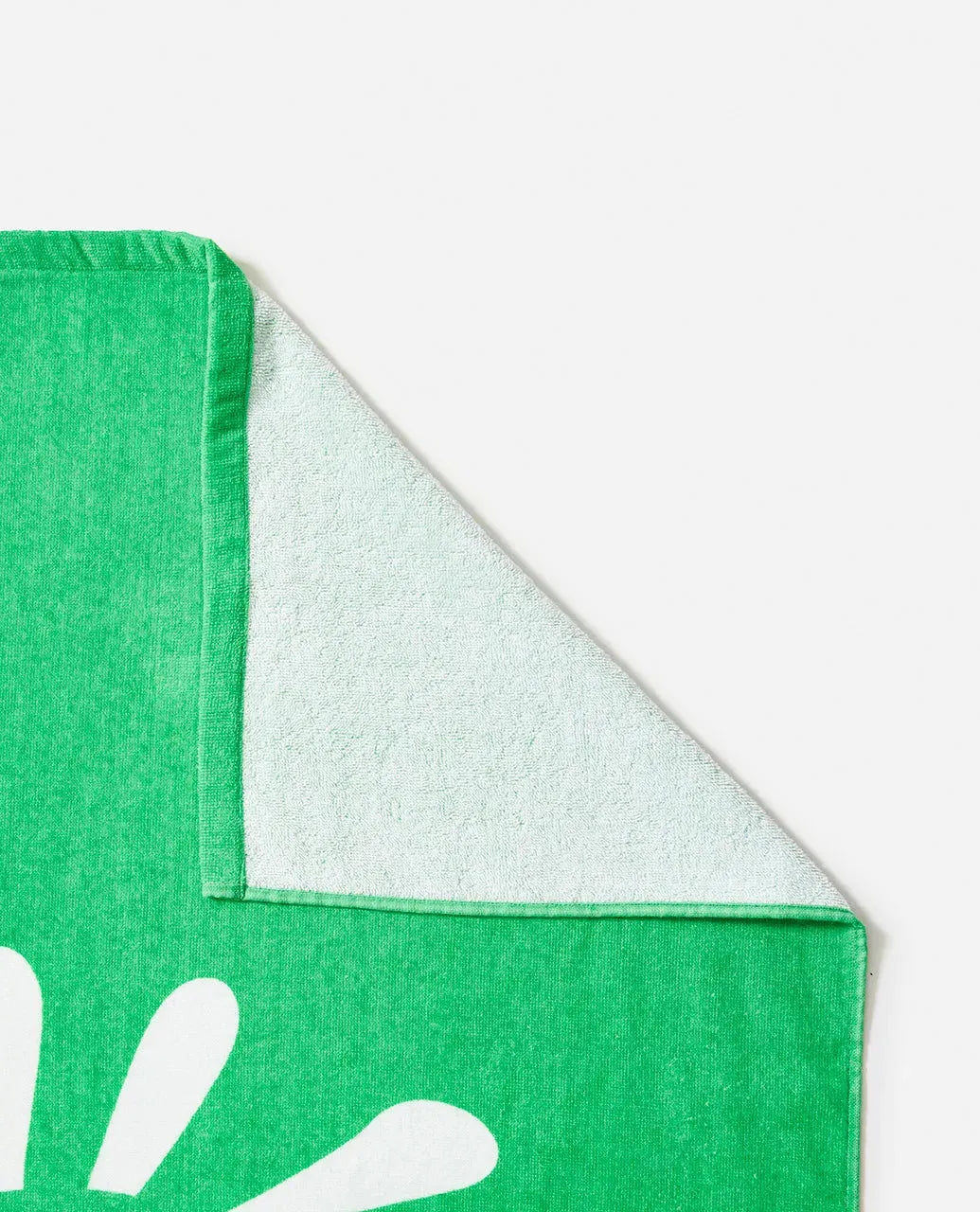 Graphic Standard Towel - Beachin Surf