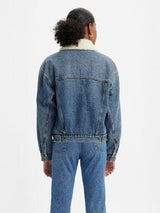 LEVI'S® WOMEN'S '90S SHERPA TRUCKER JACKET - Beachin Surf