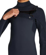 Youth HyperFire 4/3mm Steamer Chest Zip