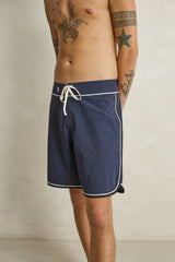 Scalloped Stretch Trunk