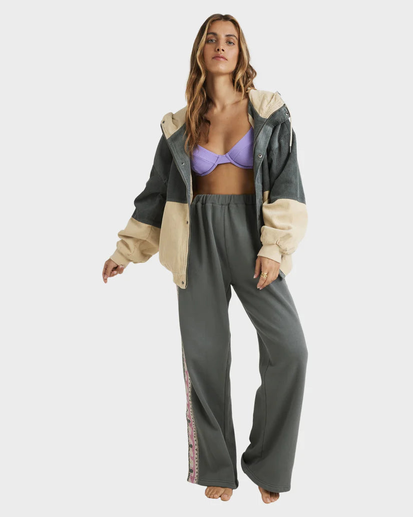 Set The Tone Jacket - Beachin Surf