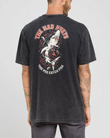 SKEWERED SHARK | SS TEE - Beachin Surf